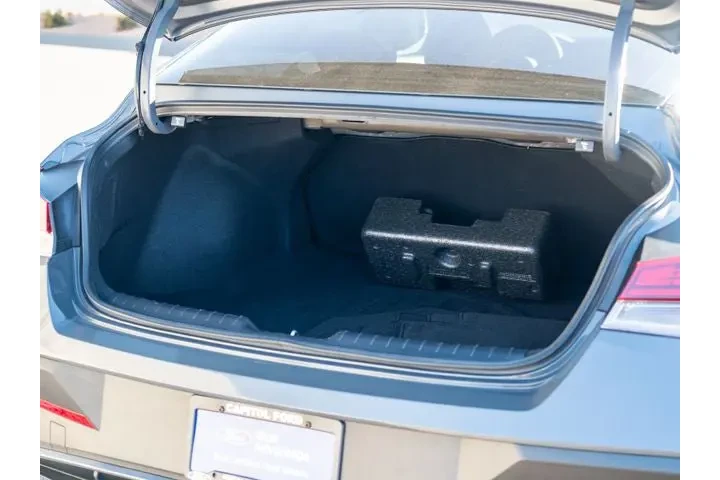 $23681 : 2024 Elantra Hybrid Blue image 7