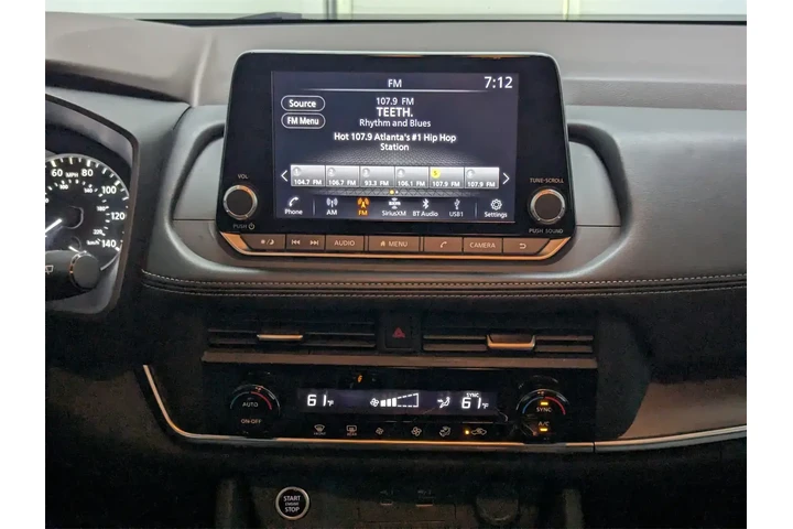 $21797 : Nissan Rogue 2023 SV 4dr Cro image 9