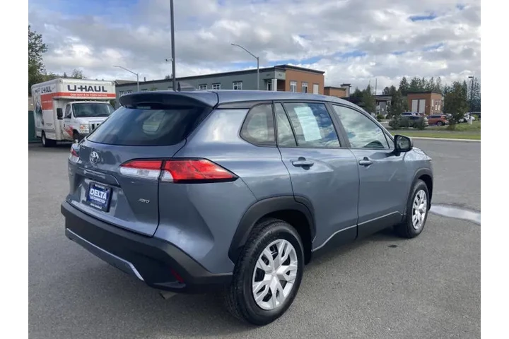$28999 : 2022 Corolla Cross L image 5