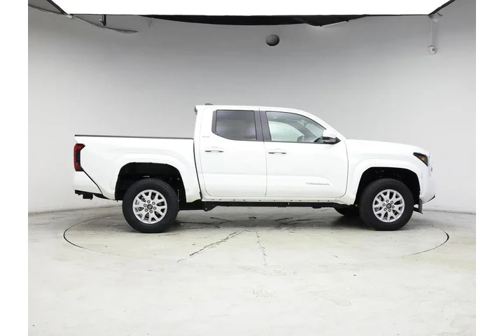 $34998 : Toyota Tacoma 2024 4x2 SR5 4 image 7