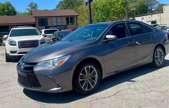 $10900 : 2017 Camry LE image 9