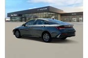 $22013 : Hyundai ELANTRA 2024 SEL 4dr thumbnail