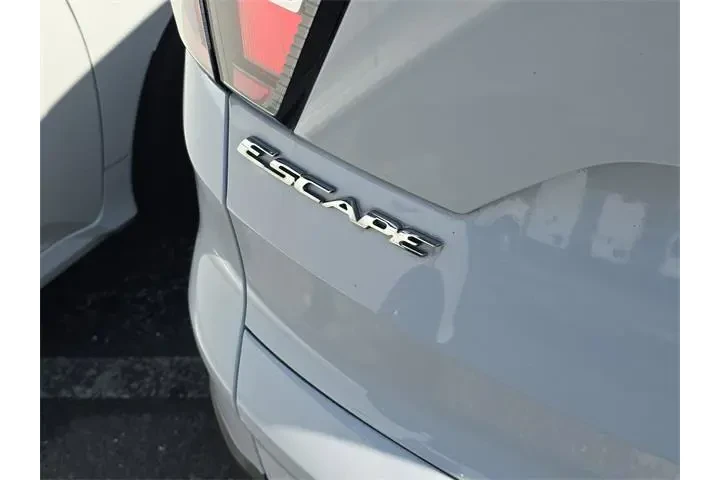 $6990 : Ford Escape 2017 S 4dr SUV image 5