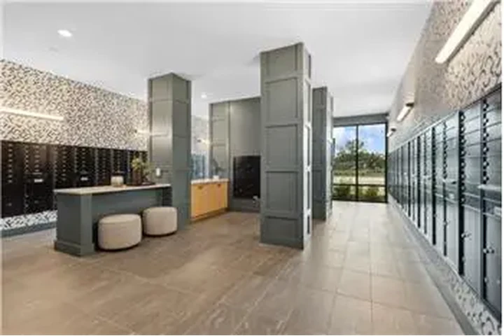 $2625 : Rental property with 3 bedro image 9