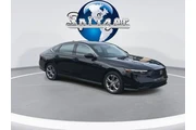 $24699 : Honda Accord 2023 EX 4dr Sed thumbnail