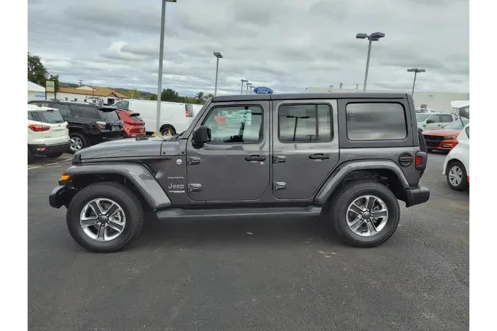 Jeep Wrangler Unlimited 2021 image 2