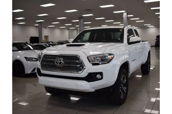 $250000 : TOYOTA TACOMA 2 016 image 2