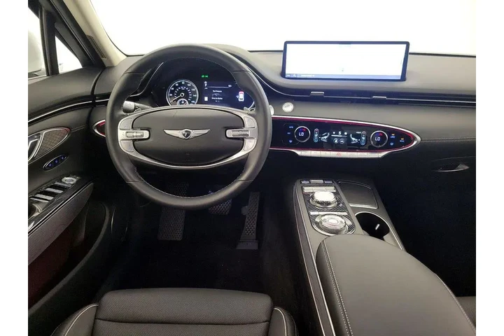 $38998 : Genesis GV70 2023 AWD 2.5T S image 10