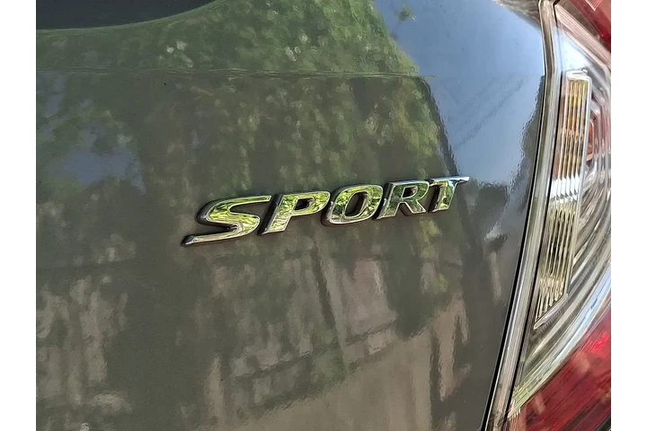 $18320 : Honda Civic 2020 Sport 4dr H image 4