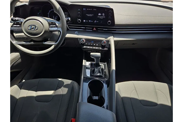 $21982 : Hyundai ELANTRA Hybrid 2023 image 7