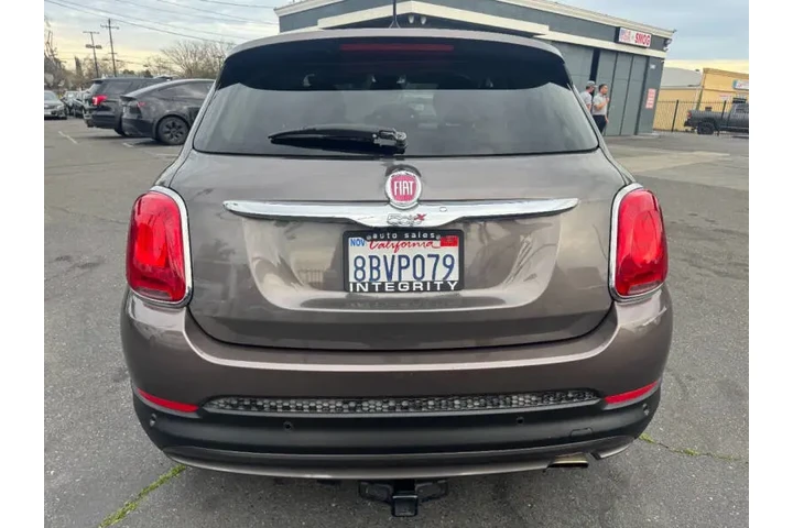 2016 FIAT 500X Lounge image 6