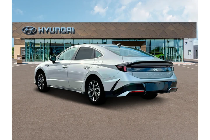 $23594 : Hyundai SONATA 2025 SEL 4dr image 5