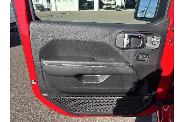 $36890 : Jeep Wrangler Unlimited 2022 image 10