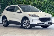 $19323 : Ford Escape 2020 AWD Titaniu thumbnail