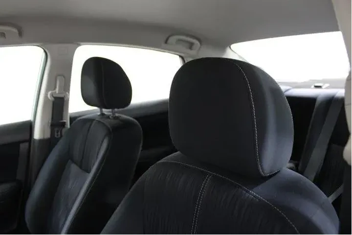 $9955 : Nissan Sentra 2016 S 4dr Sed image 4