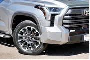 $39876 : Toyota Tundra 2023 4x2 Limit thumbnail