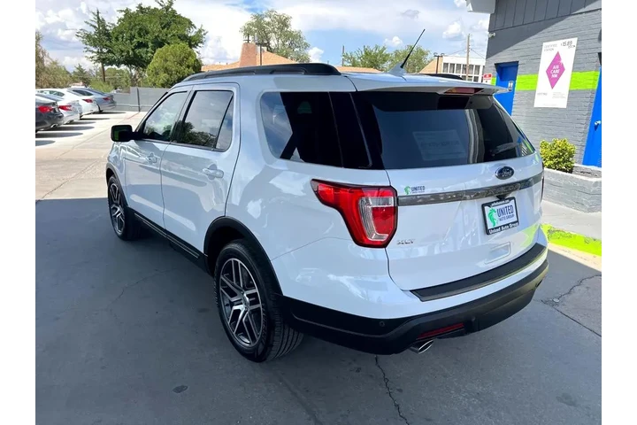 $18500 : 2019 Explorer XLT FWD image 7