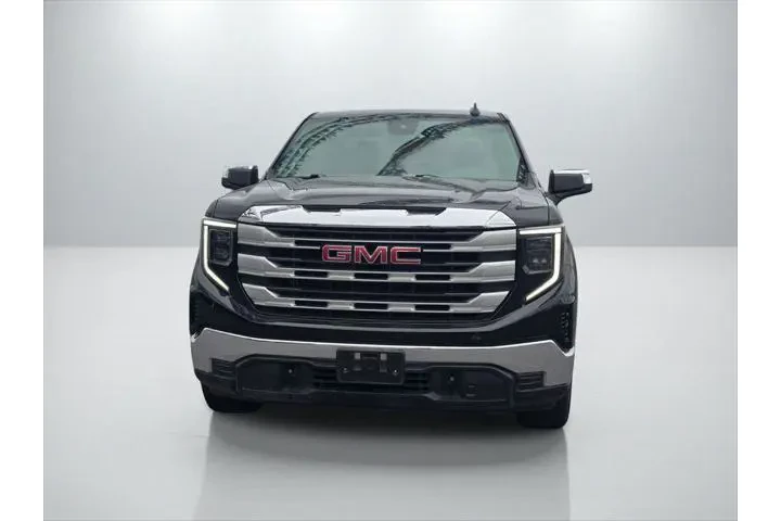 $38999 : GMC Sierra 1500 2022 4x4 SLE image 2