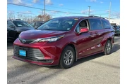 $32959 : Toyota Sienna 2021 LE 8-Pass thumbnail