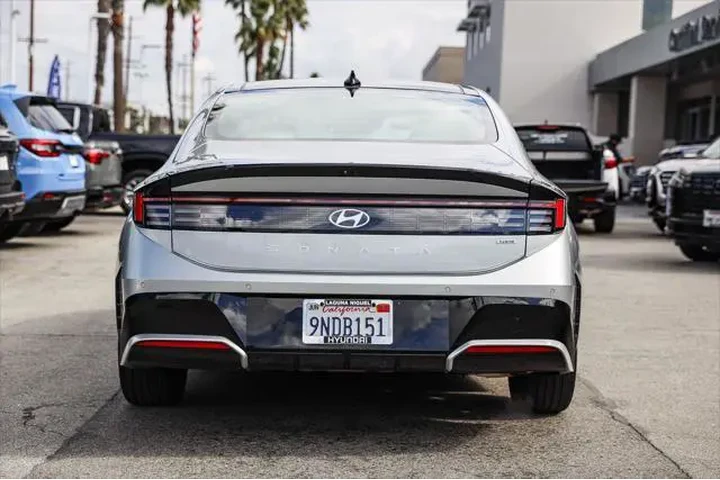 $28498 : Hyundai SONATA Hybrid 2024 L image 5