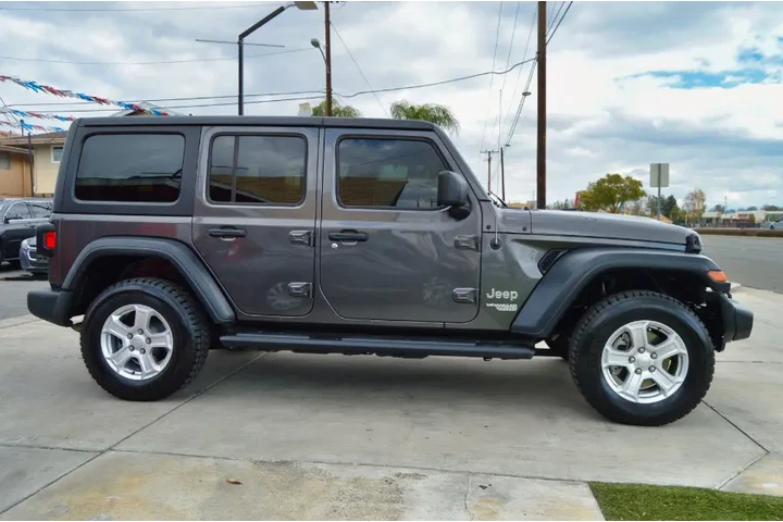 $23995 : Used 2019 Wrangler Unlimited image 6