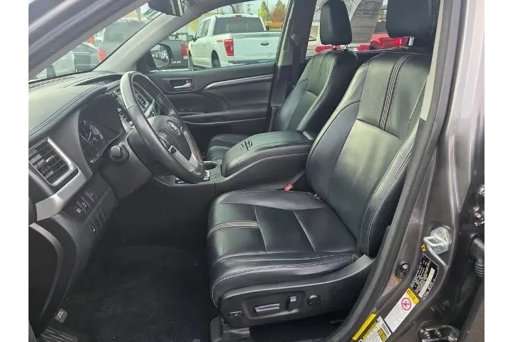 $22999 : Toyota Highlander 2018 SE 4d image 7