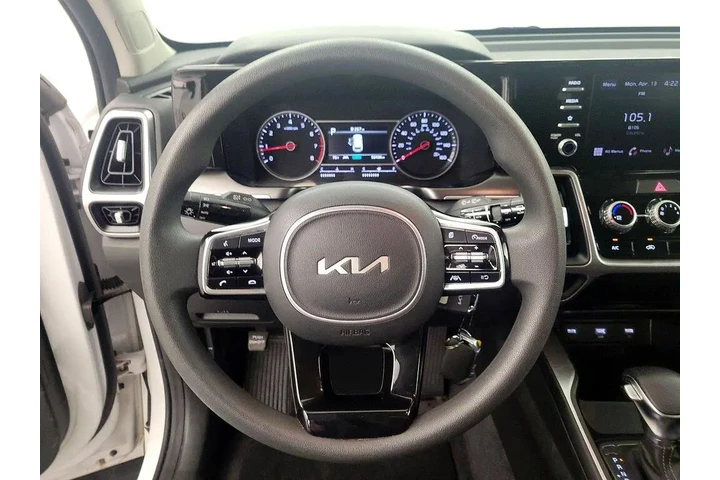 $23998 : Kia Sorento 2023 LX 4dr SUV image 10