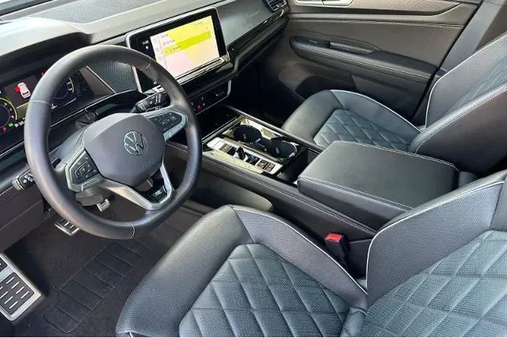 $38069 : Volkswagen Atlas Cross Sport image 9