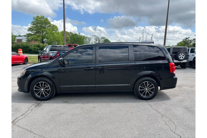 2018 Grand Caravan GT Wagon image 5