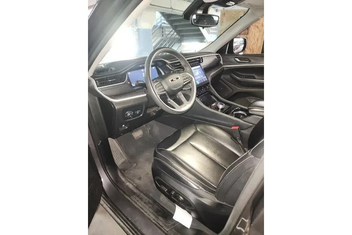 $27439 : Jeep Grand Cherokee L 2023 4 image 6
