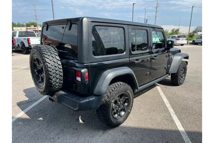 $31900 : Jeep Wrangler 2023 4x4 Willy image 6