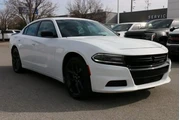 $15400 : Dodge Charger 2019 SXT 4dr S thumbnail