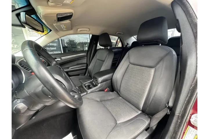 $20499 : 2019 300 Touring image 10