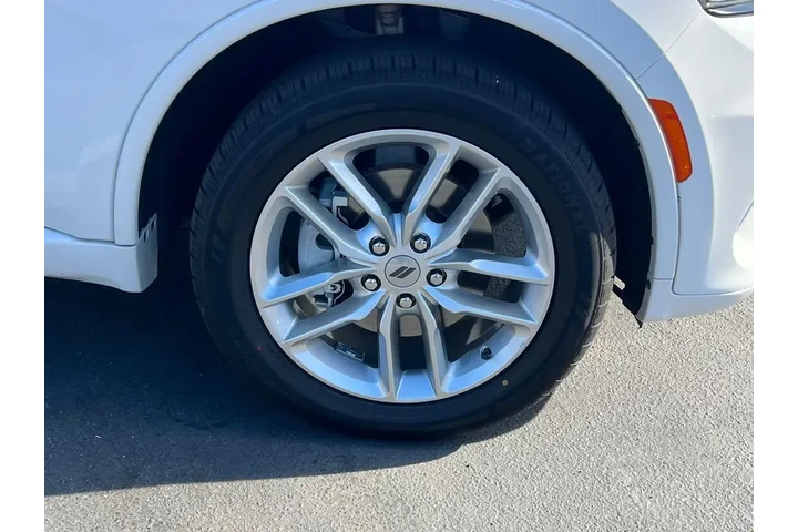 $33998 : Dodge Durango 2024 AWD GT 4d image 10