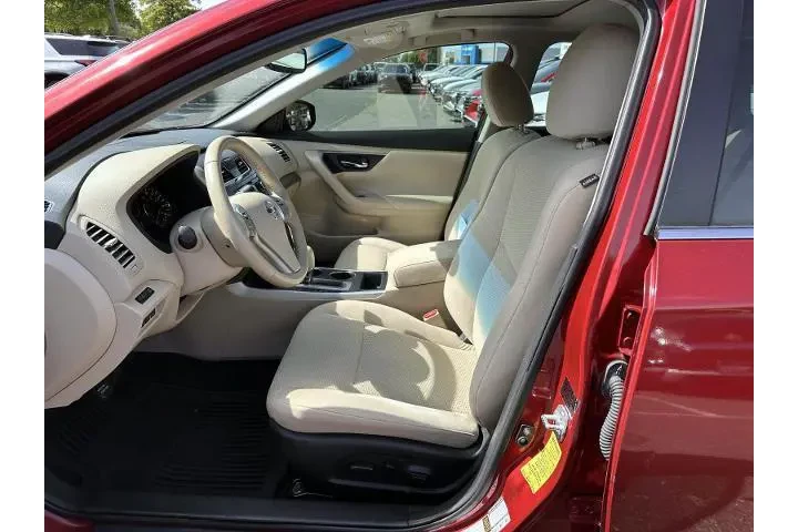 $10999 : Nissan Altima 2015 2.5 SV 4d image 10