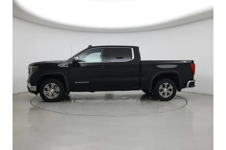 $36998 : GMC Sierra 1500 2023 4x4 SLE image 3