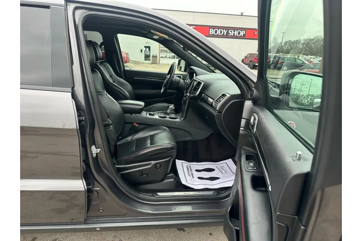 $14980 : 2017 Grand Cherokee Trailhawk image 8