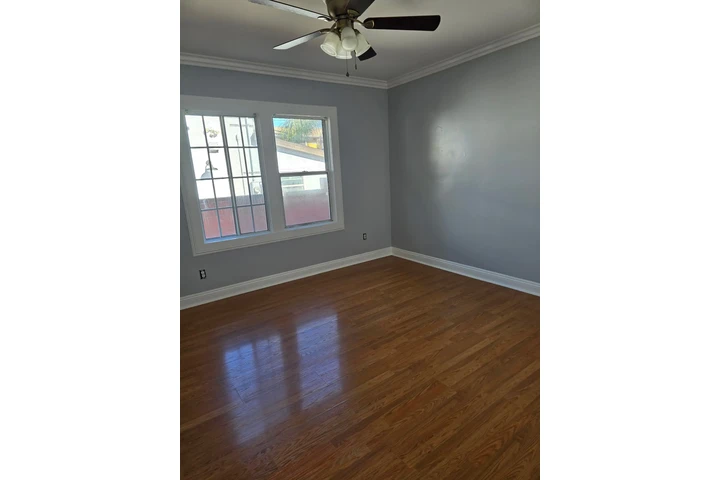 $1 : 2 Rec Casa en Montebello image 4