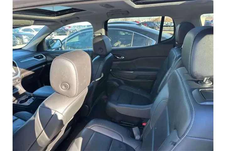 $29959 : GMC Acadia 2022 4x4 SLT 4dr image 8