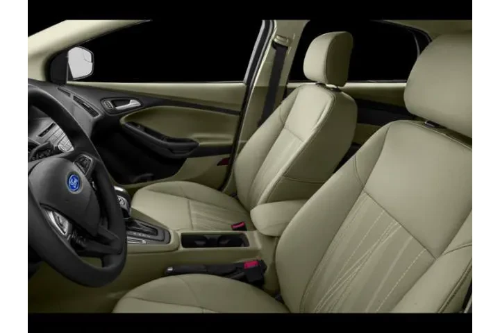 $9680 : Ford Focus 2018 SE 4dr Sedan image 6