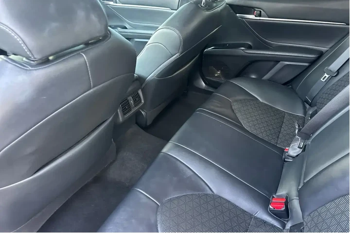 $16880 : Toyota Camry 2018 XSE 4dr Se image 4