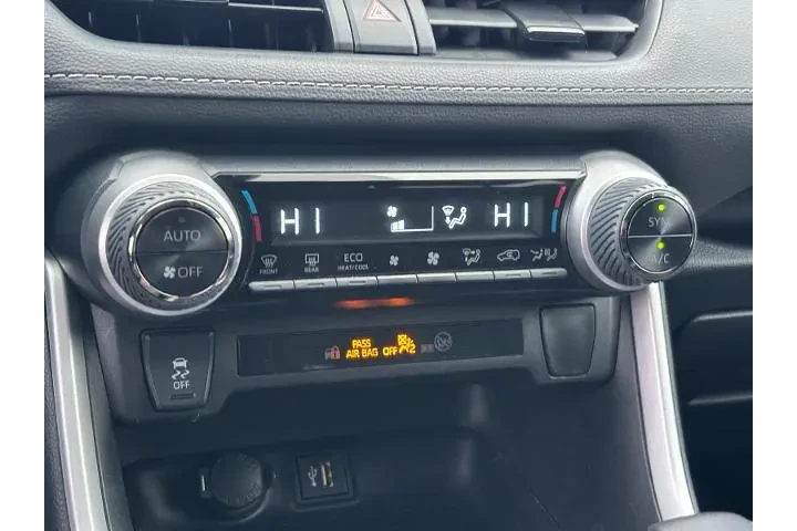 $25029 : Toyota RAV4 Hybrid 2023 AWD image 6