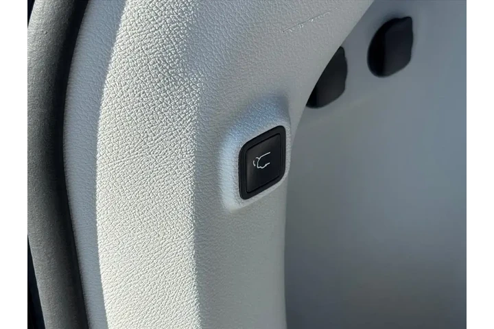 $20263 : Jeep Cherokee 2021 4x4 Latit image 7