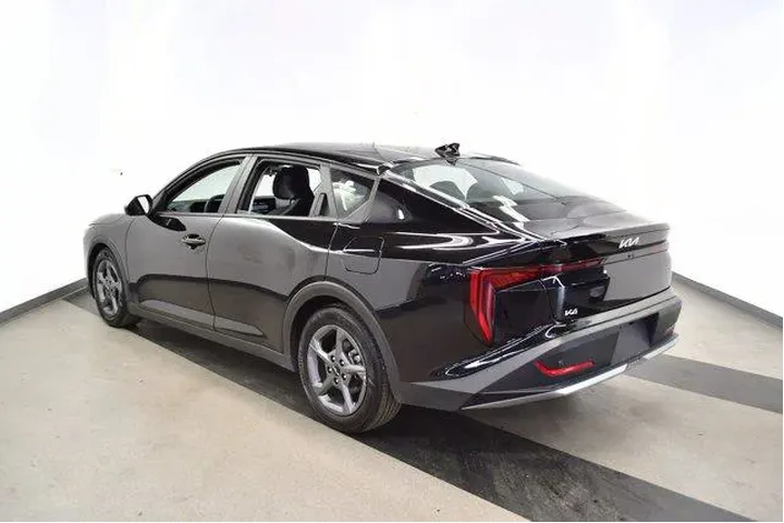 $21994 : Kia K4 2025 LXS 4dr Sedan image 5
