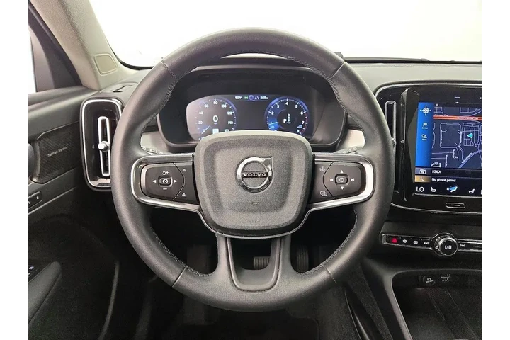 $23998 : Volvo XC40 2022 AWD T5 Momen image 10