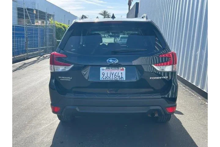 $28494 : Subaru Forester 2023 AWD Pre image 5