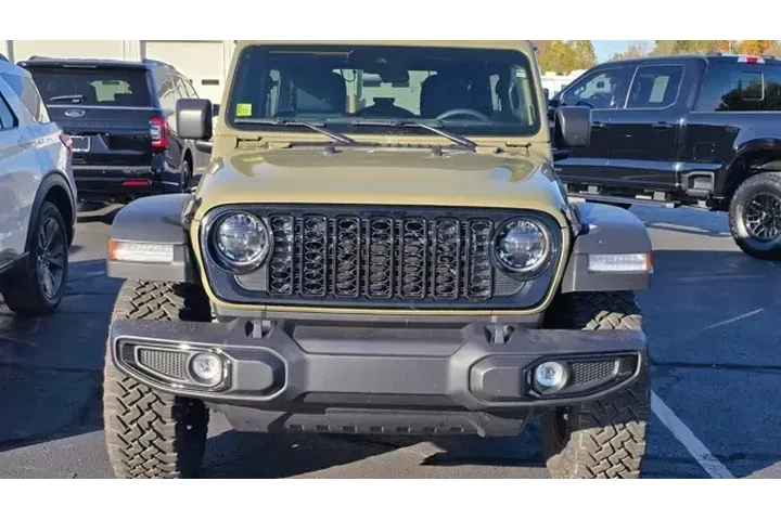 Jeep Wrangler 2025 4x4 Sport image 3