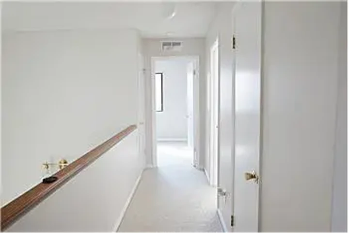 $2200 : Rental property with 2 bedro image 3