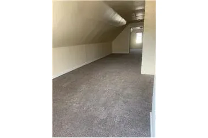 $1700 : Rental property with 3 bedro image 5