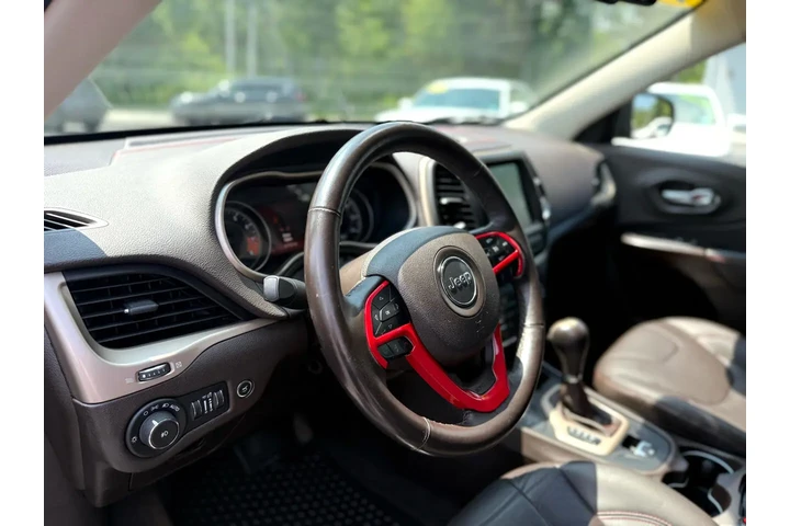 $11999 : 2014 Cherokee TRAILHAWK image 10